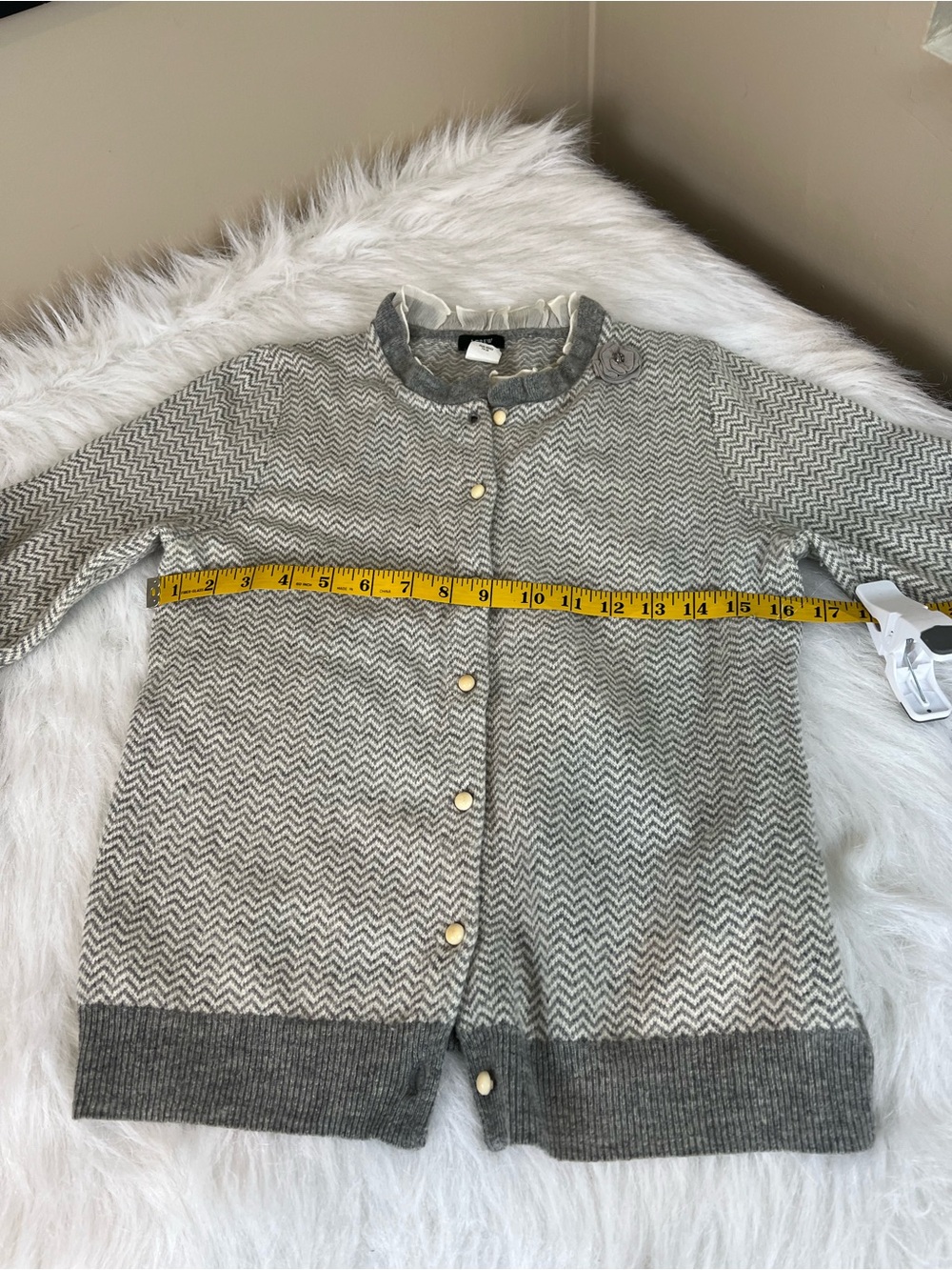 Vintage J crew herringbone Button-Front Cardigan Sweater in Gray and Cream small - Picture 6 of 10